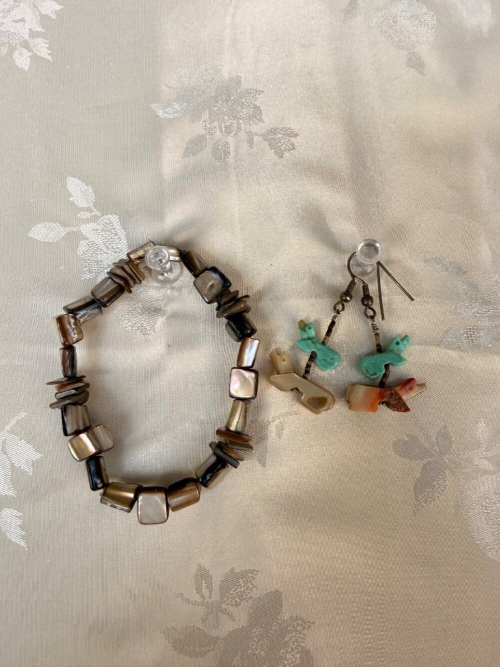 Vintage Mother-Of-Pearl & Turquoise Animal Beaded Earrings & Bracelet Set